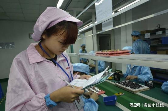 勤勞的中國人，為何工廠還是用工荒而外賣遞送服務卻火爆？
